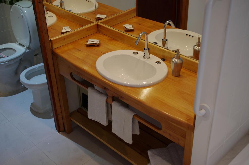 أوشويا Familia Piatti B&B - Suites المظهر الخارجي الصورة