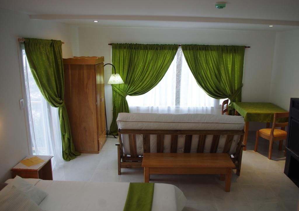 أوشويا Familia Piatti B&B - Suites المظهر الخارجي الصورة